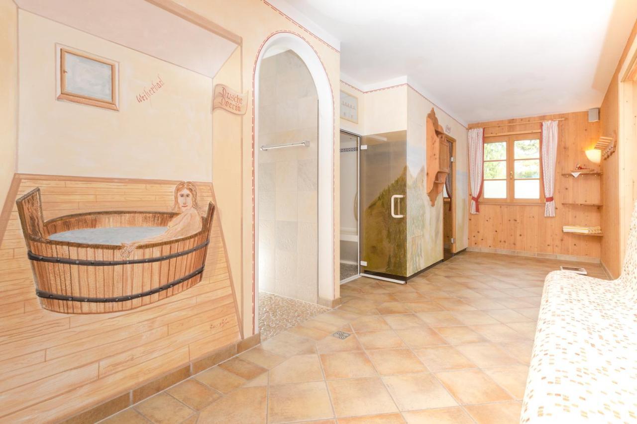 Hotel Gasthof Weiherbad Villabassa Exterior photo